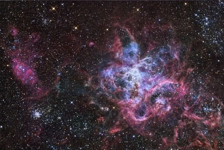 18832 tarantula nebula formation