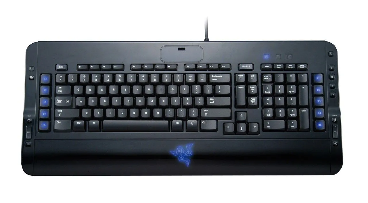 /img/18877-razer-tarantula-connectivity.webp